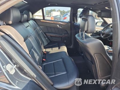 Zdjęcie 10 z 14 samochodu: 2012 MERCEDES-BENZ E 350 VIN:WDDHF5KB4CA593332 - miniatura