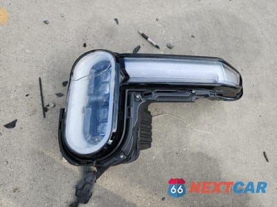 Zdjęcie 12 z 13 samochodu: 2025 RIVIAN R1T ADVENTURE VIN:7FCTGBAA5SN041980 - miniatura