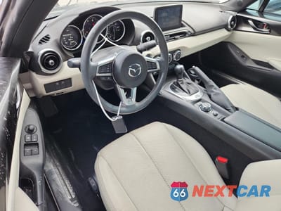 Zdjęcie 8 z 14 samochodu: 2021 MAZDA MX-5 MIATA GRAND TOURING VIN:JM1NDAM70M0460630 - miniatura