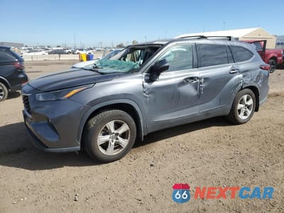 2022 TOYOTA HIGHLANDER L 5TDBZRBH7NS257912 - główne zdjęcie licytacji z USA - miniatura