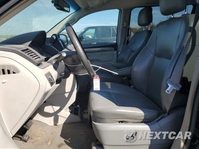 Zdjęcie 7 z 13 samochodu: 2010 VOLKSWAGEN ROUTAN SE VIN:2V4RW3D18AR348281 - miniatura