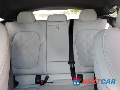 Zdjęcie 10 z 16 samochodu: 2025 BMW X6 XDRIVE40I VIN:5UX33EX0XS9Z03745 - miniatura