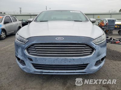Piąte zdjęcie samochodu w środku: 2013 FORD FUSION S VIN:3FA6P0G70DR279941 - miniatura