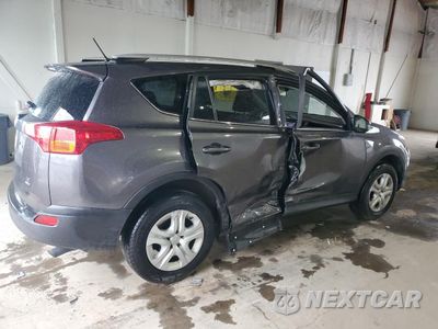 Trzecie zdjęcie samochodu z tyłu: 2015 TOYOTA RAV4 LE VIN:JTMBFREV2FJ047324 - miniatura