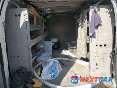 Zdjęcie 10 z 13 samochodu: 2012 GMC SAVANA G2500 VIN:1GTW7FCA0C1144479 - miniatura