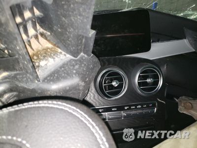 Zdjęcie 8 z 12 samochodu: 2021 MERCEDES-BENZ GLC 300 VIN:W1N0G8DB5MV286127 - miniatura