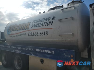 Zdjęcie 6 z 11 samochodu: 2002 INTERNATIONAL 4400 TANK TRUCK VIN:1HTMSADR22J030191 - miniatura