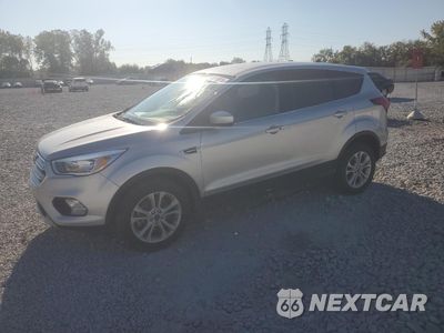 2019 FORD ESCAPE SE 1FMCU9GD1KUC48683 - główne zdjęcie licytacji z USA - miniatura