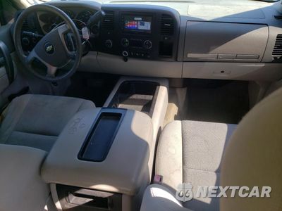 Zdjęcie 8 z 14 samochodu: 2013 CHEVROLET SILVERADO K1500 LT VIN:3GCPKSE70DG222811 - miniatura