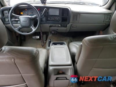 Zdjęcie 8 z 12 samochodu: 2002 GMC NEW SIERRA K3500 VIN:1GTJK33142F202683 - miniatura