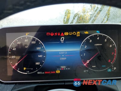 Zdjęcie 9 z 12 samochodu: 2024 MERCEDES-BENZ C 300 4MATIC VIN:W1KAF4HB7RR182584 - miniatura