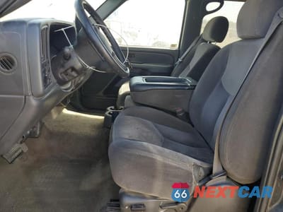 Zdjęcie 7 z 12 samochodu: 2004 GMC SIERRA C2500 HEAVY DUTY VIN:1GTHC23164F128241 - miniatura