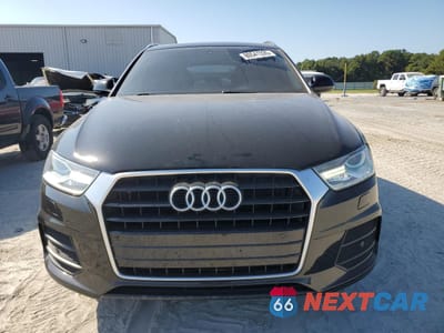 Piąte zdjęcie samochodu w środku: 2017 AUDI Q3 PREMIUM VIN:WA1ECCFS5HR005039 - miniatura