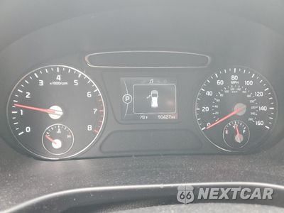 Zdjęcie 9 z 14 samochodu: 2016 KIA SORENTO LX VIN:5XYPG4A58GG144976 - miniatura
