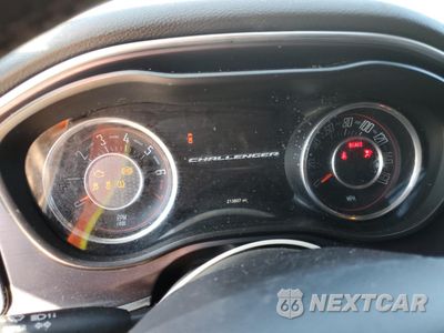 Zdjęcie 9 z 13 samochodu: 2016 DODGE CHALLENGER SXT VIN:2C3CDZAG6GH176787 - miniatura
