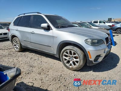 Czwarte zdjęcie samochodu z boku: 2011 BMW X5 XDRIVE35I VIN:5UXZV4C54BL412820 - miniatura