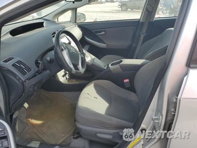 Zdjęcie 7 z 15 samochodu: 2013 TOYOTA PRIUS VIN:JTDKN3DU4D1706378 - miniatura