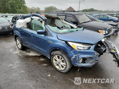 Czwarte zdjęcie samochodu z boku: 2018 FORD ESCAPE SE VIN:1FMCU0GD4JUC38384 - miniatura