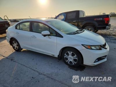 Czwarte zdjęcie samochodu z boku: 2015 HONDA CIVIC HYBRID VIN:19XFB4F28FE002034 - miniatura