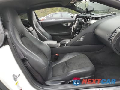 Zdjęcie 10 z 15 samochodu: 2015 JAGUAR F-TYPE VIN:SAJWA6A78F8K13652 - miniatura