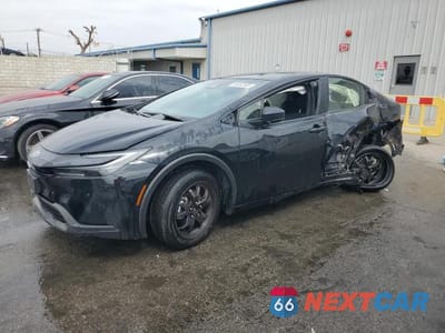 2025 TOYOTA PRIUS LE JTDACAAU6S3048977 - główne zdjęcie licytacji z USA - miniatura