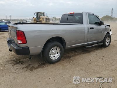 Trzecie zdjęcie samochodu z tyłu: 2019 RAM 1500 CLASSIC TRADESMAN VIN:3C6JR7DG5KG671115 - miniatura