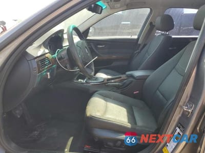 Zdjęcie 7 z 12 samochodu: 2011 BMW 328 XI VIN:WBAPK7C54BF087181 - miniatura