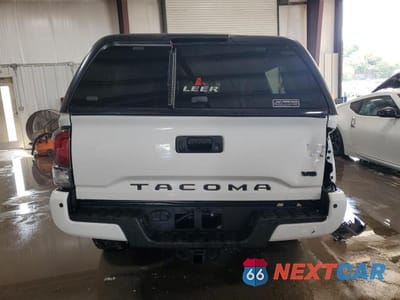 Zdjęcie 6 z 12 samochodu: 2021 TOYOTA TACOMA TRD OFF-ROAD VIN:3TMCZ5AN3MM439030 - miniatura