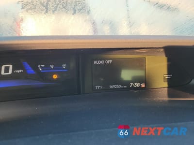 Zdjęcie 9 z 12 samochodu: 2015 HONDA CIVIC HYBRID VIN:19XFB4F28FE002034 - miniatura