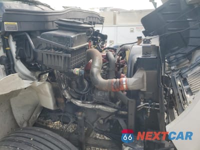 Zdjęcie 12 z 13 samochodu: 2015 INTERNATIONAL 4000 4300 - TRUCKS VIN:1HTMMMML1FH722575 - miniatura
