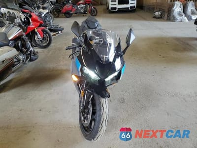 Drugie zdjęcie samochodu z przodu: 2025 KAWASAKI ZX636 K VIN:JKBZXJK12SA010126 - miniatura