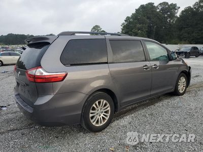 Trzecie zdjęcie samochodu z tyłu: 2017 TOYOTA SIENNA XLE VIN:5TDYZ3DC2HS895014 - miniatura