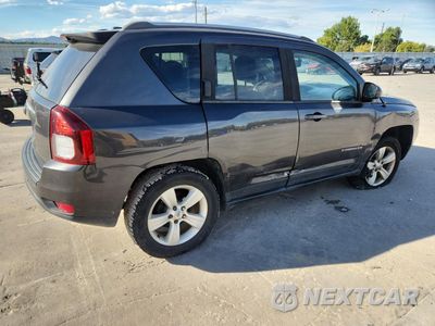 Trzecie zdjęcie samochodu z tyłu: 2017 JEEP COMPASS SPORT VIN:1C4NJDBB6HD105784 - miniatura