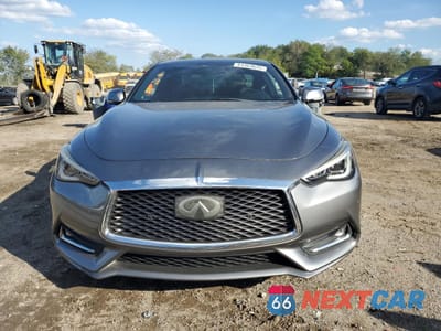 Piąte zdjęcie samochodu w środku: 2018 INFINITI Q60 LUXE 300 VIN:JN1EV7EK1JM340250 - miniatura