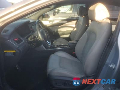 Zdjęcie 7 z 12 samochodu: 2017 HYUNDAI SONATA SPORT VIN:5NPE34AB9HH501018 - miniatura