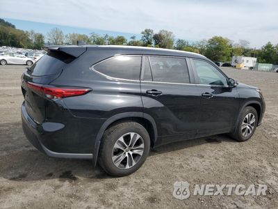 Trzecie zdjęcie samochodu z tyłu: 2023 TOYOTA HIGHLANDER L VIN:5TDKDRBH9PS016077 - miniatura