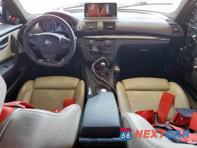 Zdjęcie 8 z 12 samochodu: 2008 BMW 135 I VIN:WBAUC735X8VF23078 - miniatura