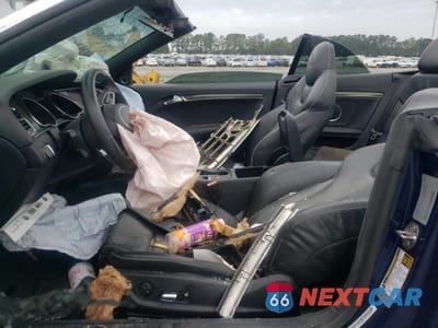 Zdjęcie 7 z 13 samochodu: 2013 AUDI RS5 VIN:WUAC6AFHXDN900124 - miniatura