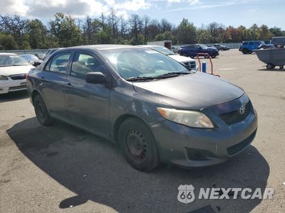 Czwarte zdjęcie samochodu z boku: 2009 TOYOTA COROLLA BASE VIN:JTDBL40EX9J020881 - miniatura