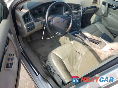 Zdjęcie 8 z 13 samochodu: 2005 VOLVO S60 T5 VIN:YV1RS547552456510 - miniatura