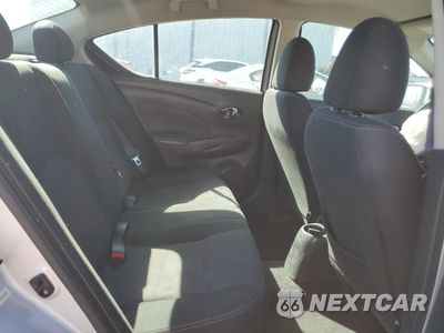 Zdjęcie 10 z 16 samochodu: 2019 NISSAN VERSA S VIN:3N1CN7AP4KL851021 - miniatura