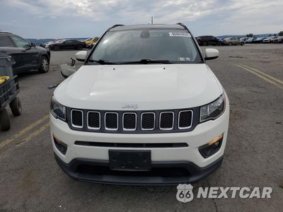 Piąte zdjęcie samochodu w środku: 2018 JEEP COMPASS LATITUDE VIN:3C4NJDBB9JT251810 - miniatura