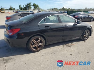 Trzecie zdjęcie samochodu z tyłu: 2019 MERCEDES-BENZ CLA 250 4MATIC VIN:WDDSJ4GB3KN717508 - miniatura