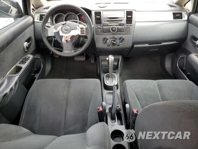Zdjęcie 8 z 14 samochodu: 2011 NISSAN VERSA S VIN:3N1BC1CP6BL388830 - miniatura