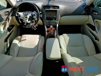 Zdjęcie 8 z 14 samochodu: 2013 LEXUS IS 350 VIN:JTHBE5C22D5031519 - miniatura