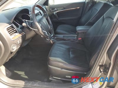 Zdjęcie 7 z 12 samochodu: 2012 LINCOLN MKZ VIN:3LNHL2JCXCR836915 - miniatura