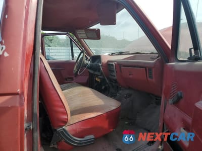 Zdjęcie 10 z 13 samochodu: 1989 FORD F350 VIN:1FTHF36M3KNA76976 - miniatura