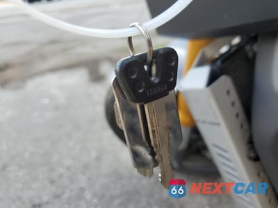 Zdjęcie 8 z 10 samochodu: 2015 YAMAHA FZ09 C VIN:JYARN33Y4FA001596 - miniatura