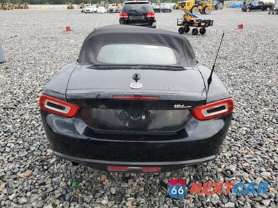Zdjęcie 6 z 12 samochodu: 2020 FIAT 124 SPIDER CLASSICA VIN:JC1NFAEK0L0145819 - miniatura