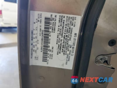 Zdjęcie 12 z 12 samochodu: 2005 FORD CROWN VICTORIA LX VIN:2FAFP74W55X124874 - miniatura